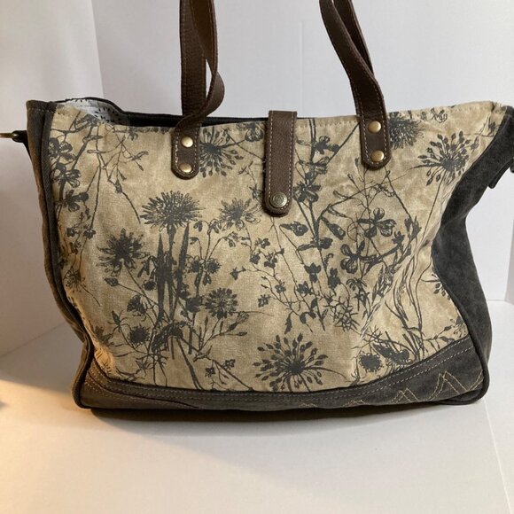 Myra Bag The Mystique Messenger Bag Tan Brown Canvas Leather 16 x 12 x 3" appx - Picture 1 of 10